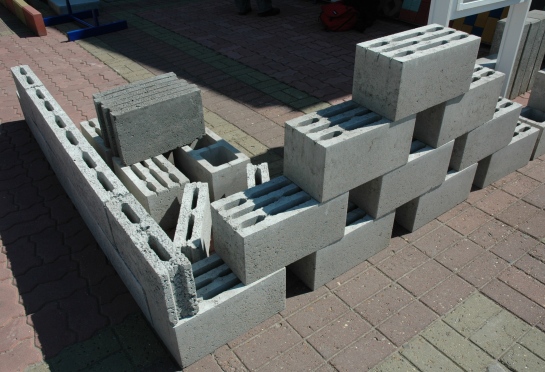 Ekspanderte leire betongblokker (utvidede leire blokker): tekniske egenskaper, fordeler og ulemper